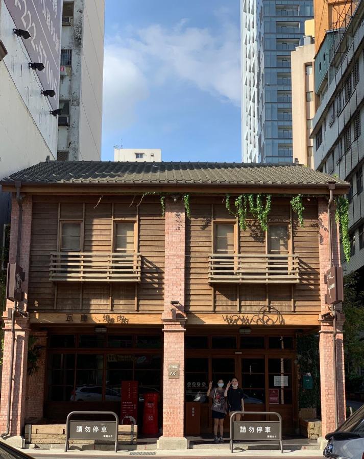 Backpacker 41 Hostel - Taichung Exteriör bild