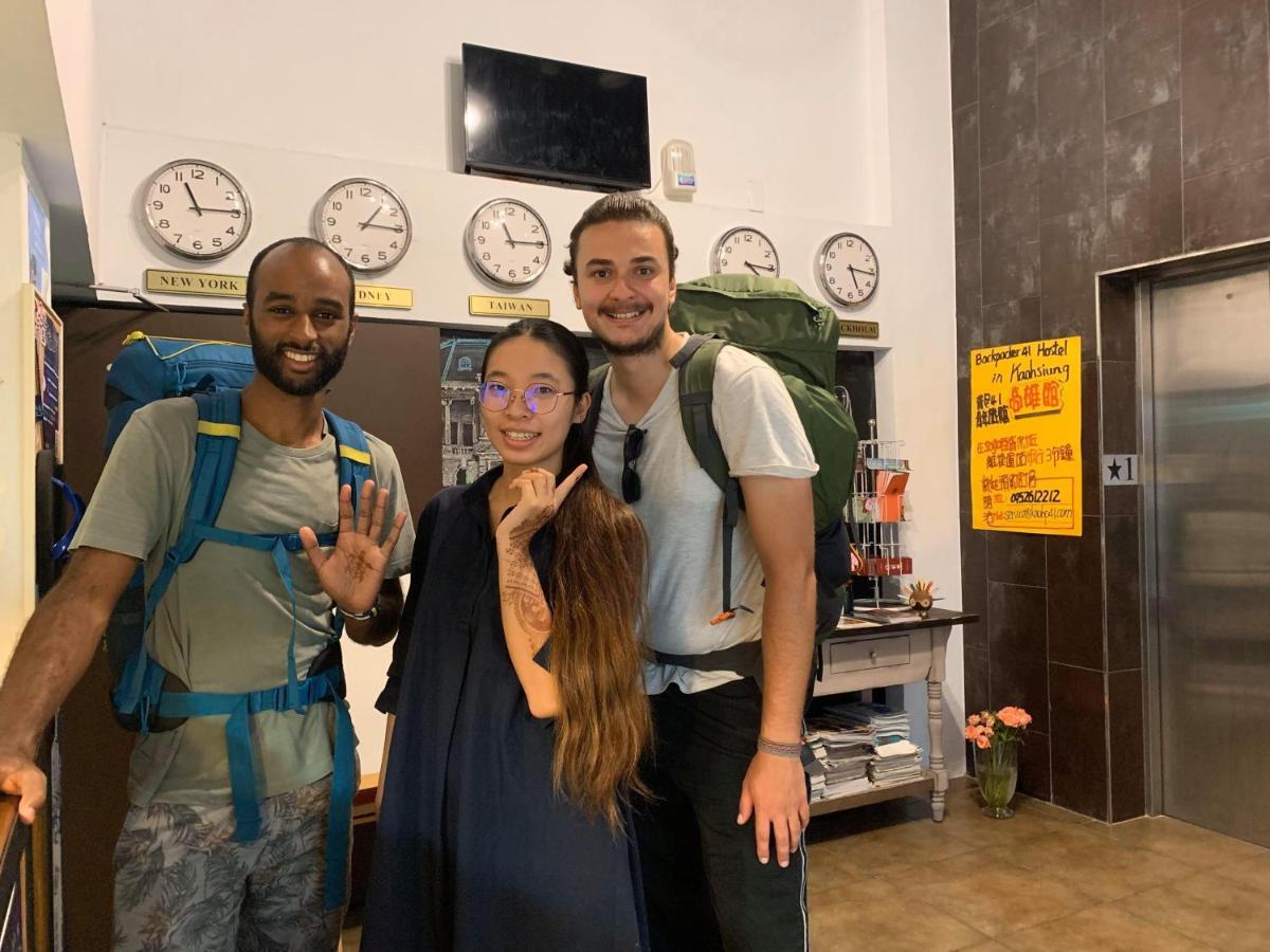 Backpacker 41 Hostel - Taichung Exteriör bild